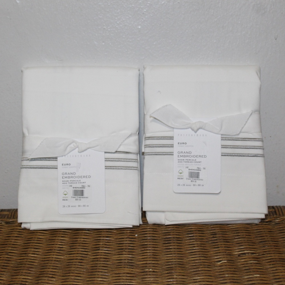 Pottery Barn. Grand Embroidered Sham. 400 Thread Count. Set of 2 Sz. EURO